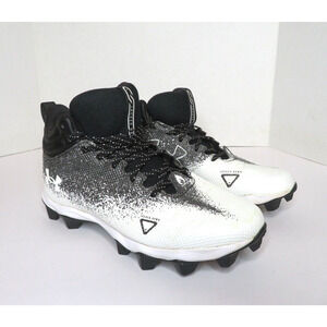 Under Armour Locked Down Kids Boys Football Cleats Shoes 3025088-001 - Size 5Y